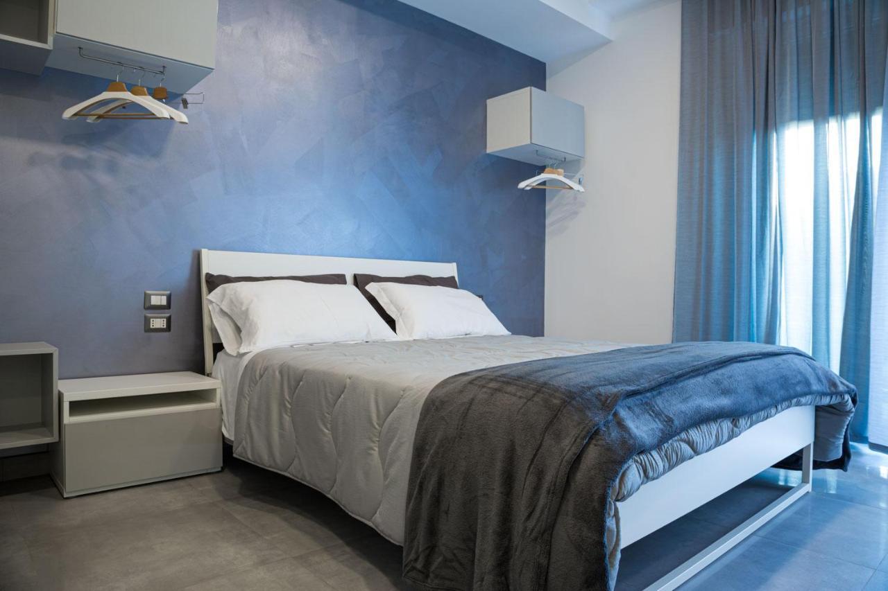 Amica Geniale Hotel Napels Buitenkant foto