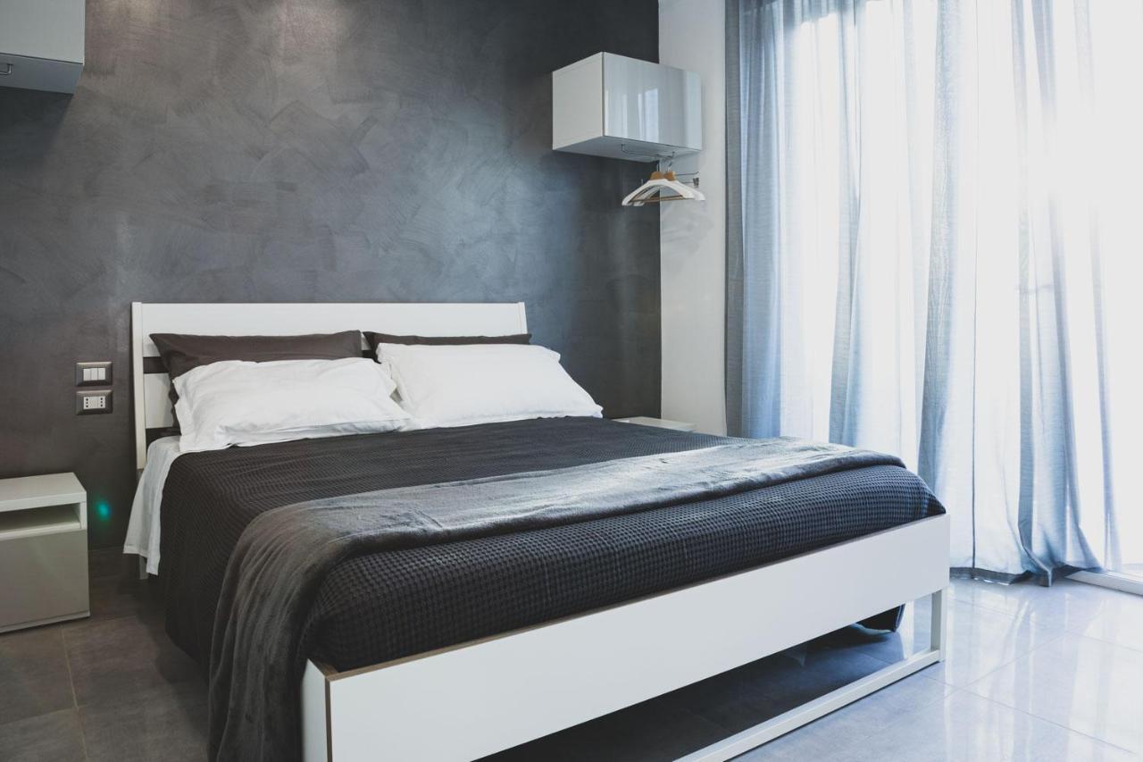 Amica Geniale Hotel Napels Buitenkant foto